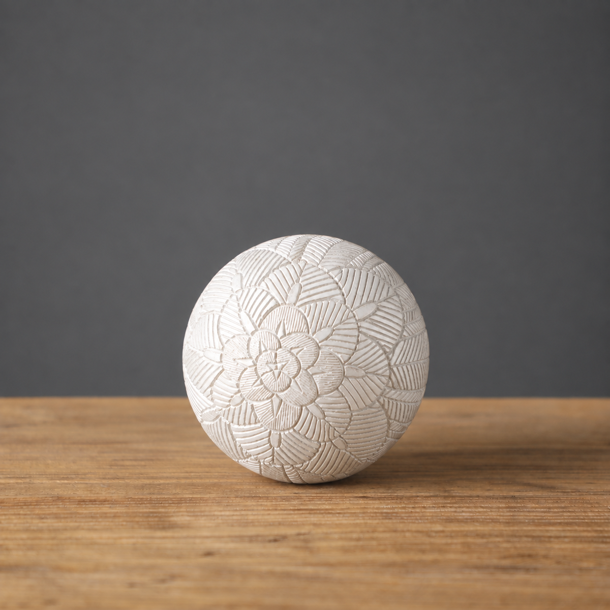 Radiant Plume Decorative Sphere - Ouhout
