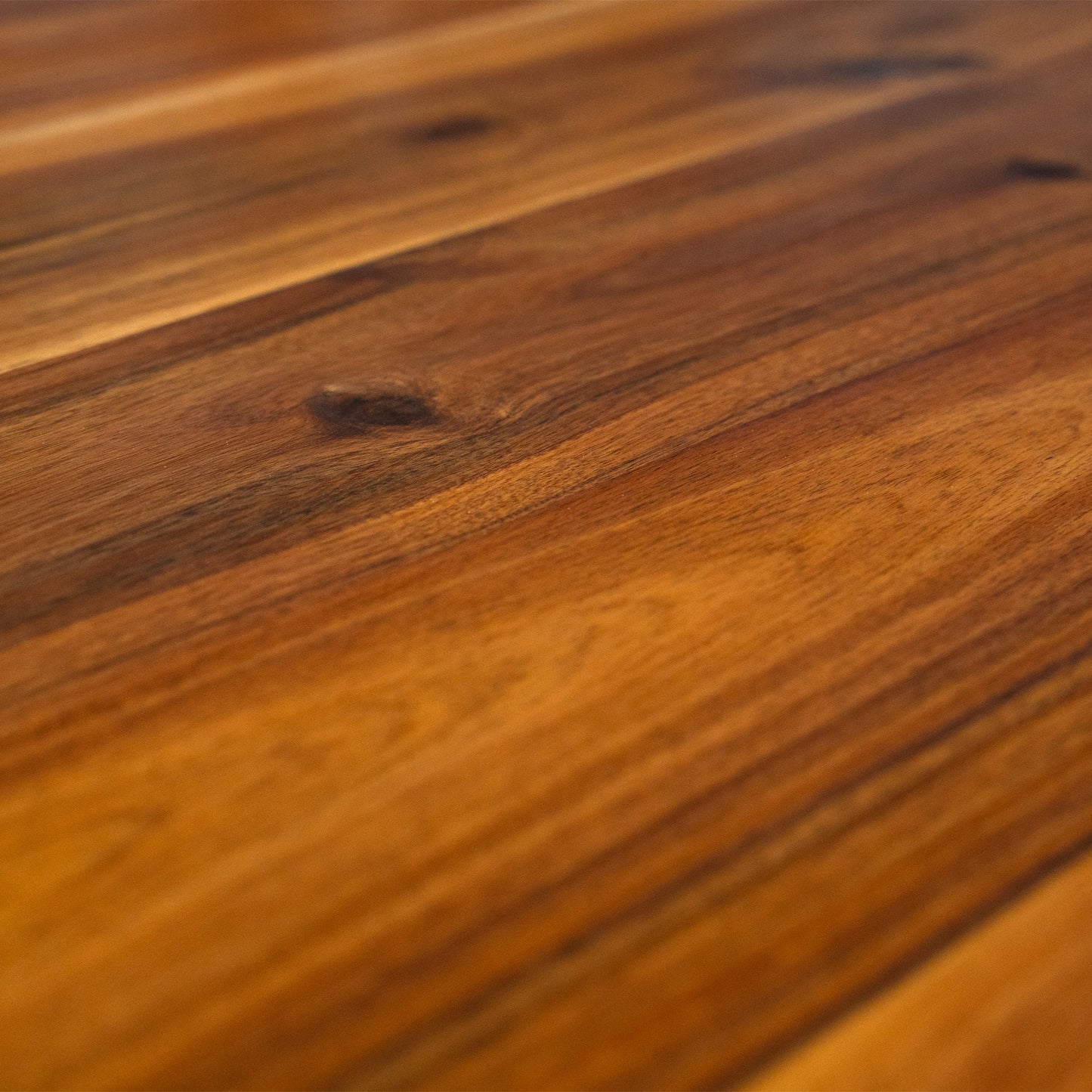 Blackwood Table with Dining Chairs - Ouhout