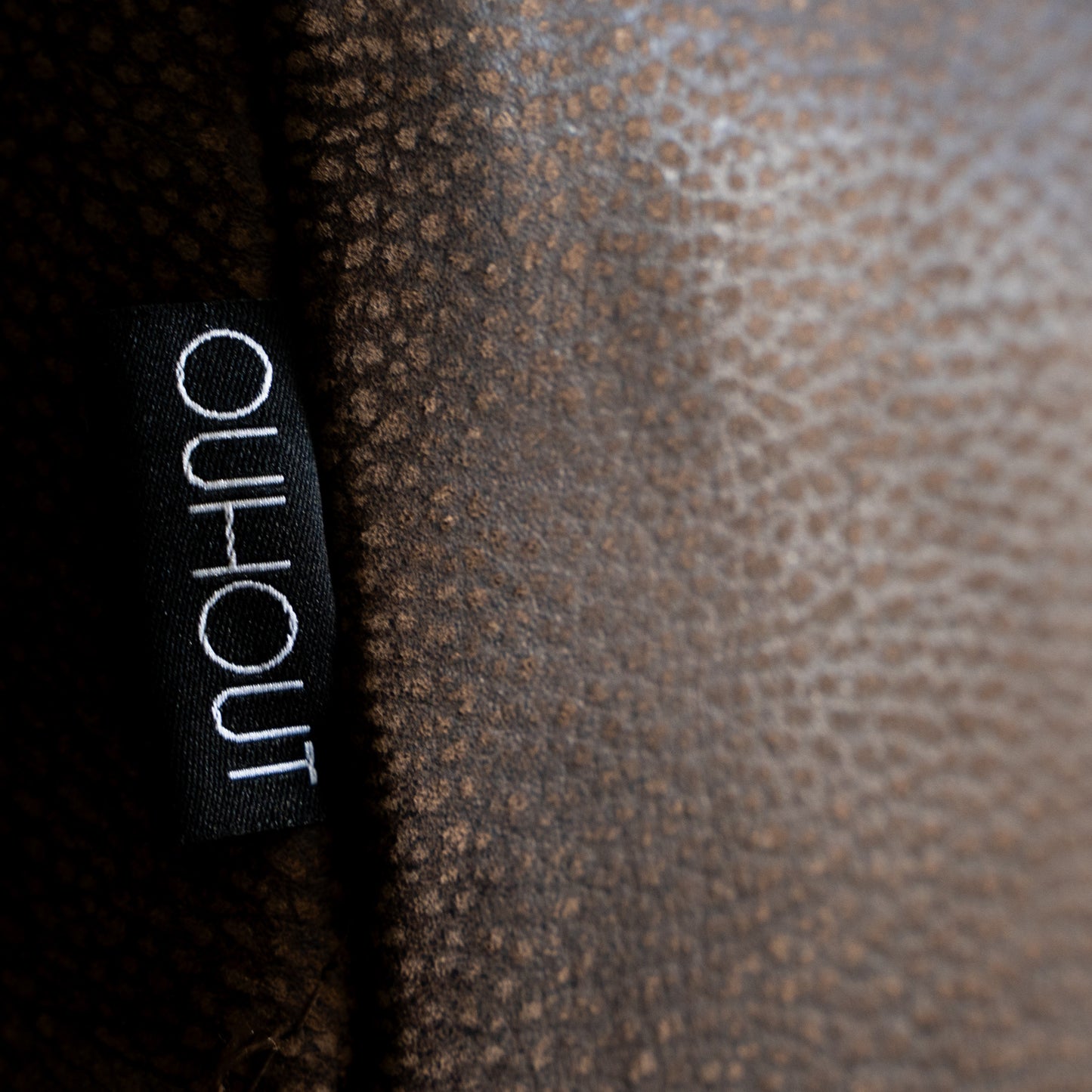 Namib Leather Wingback & Sofa Combo - Ouhout