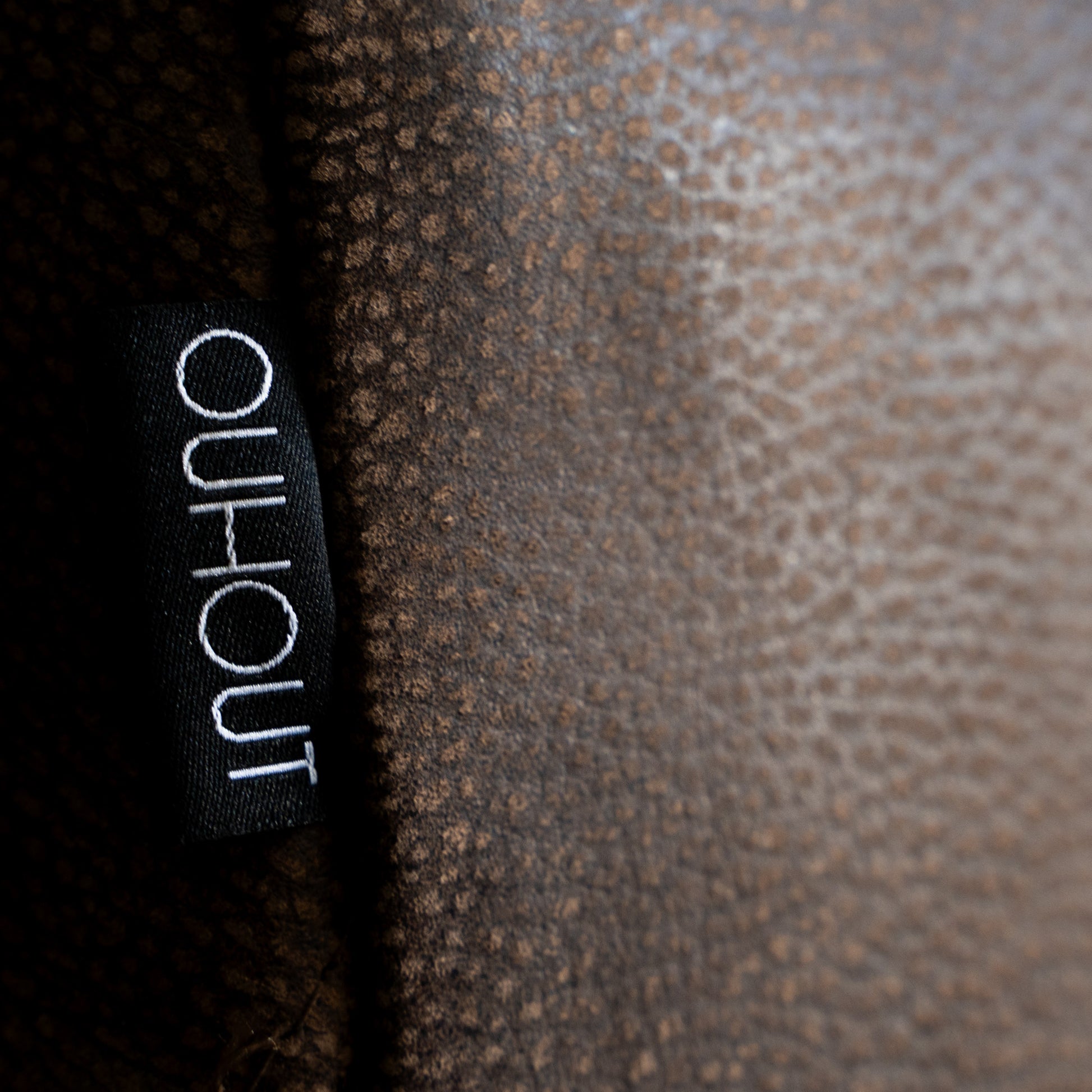 Namib Leather Wingback & Sofa Combo - Ouhout