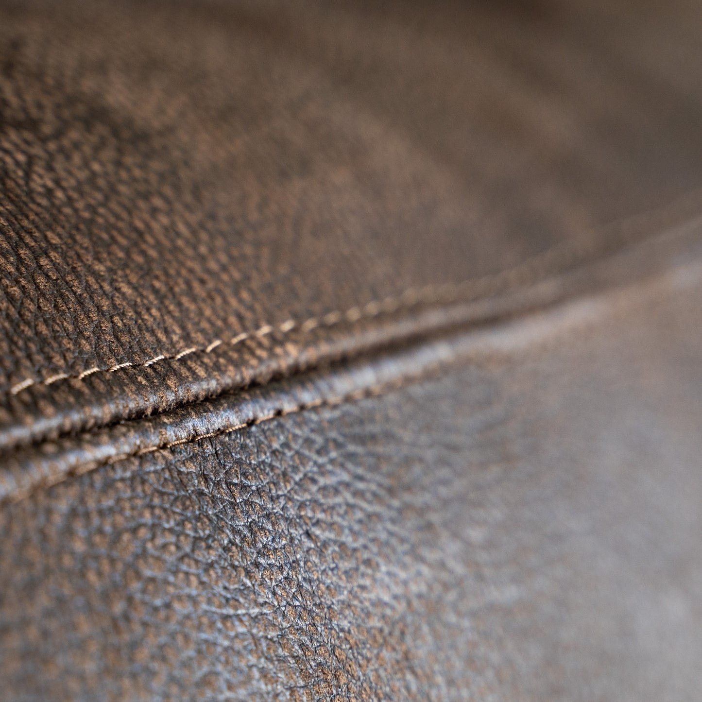 Namib Leather Wingback & Sofa Combo - Ouhout