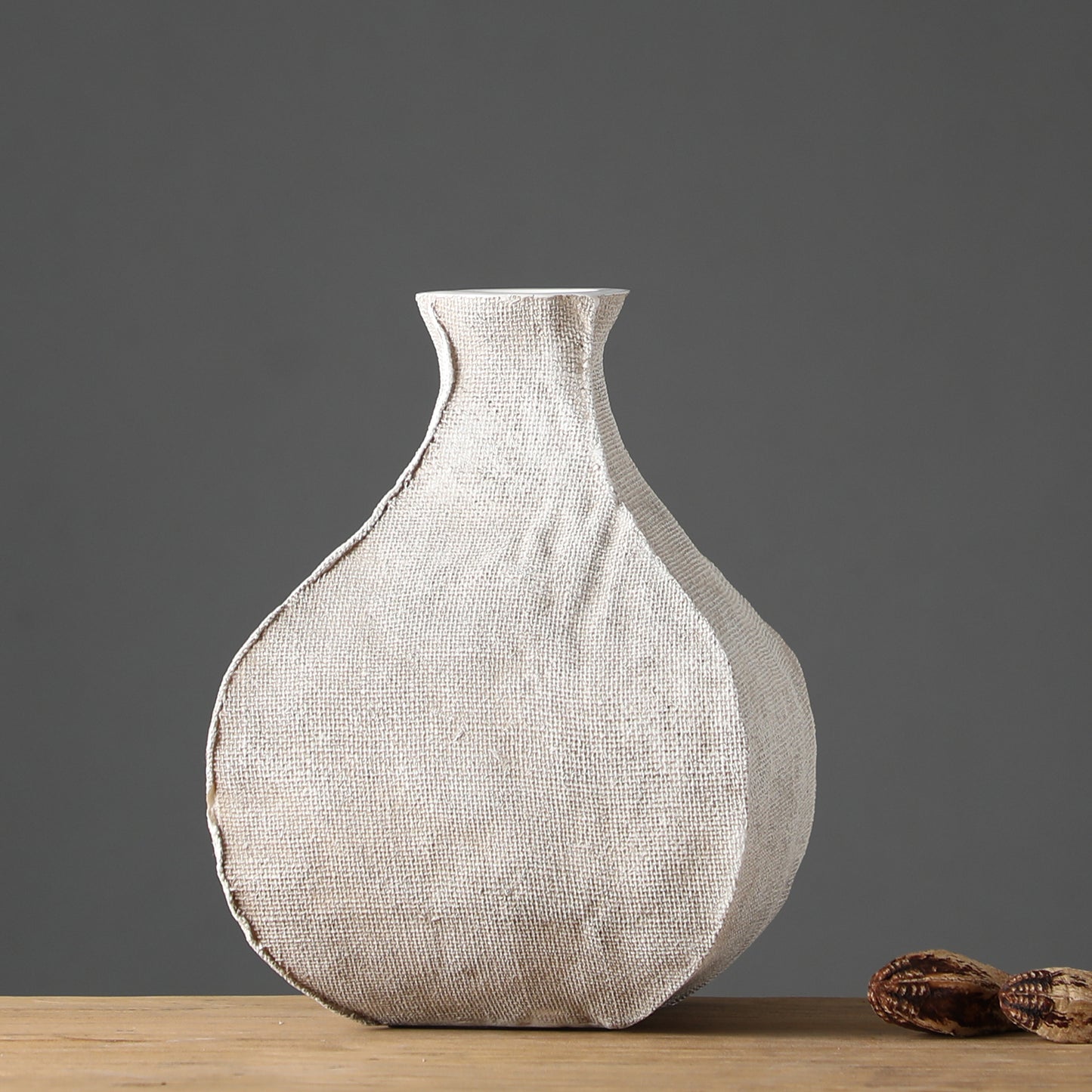 Petrified Parchment Vase | 245x245x320mm