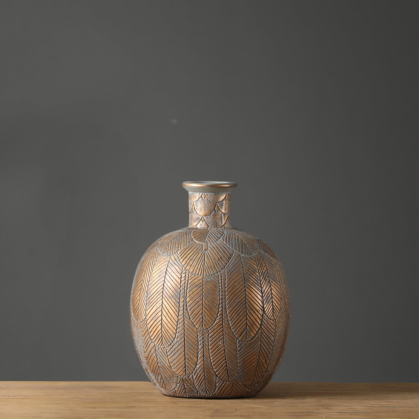 Radiant Plume Vessel | 200x155x260mm